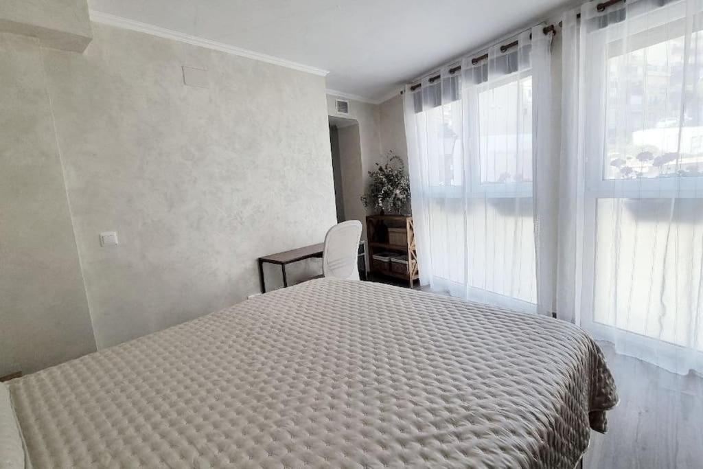 Duplex En Casco Historico A 7 Min De La Playa
